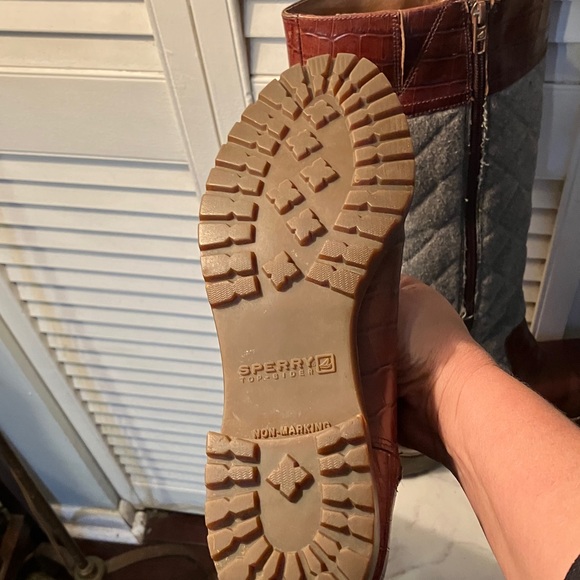 Sperry Brown and Gray Quilted Knee-High Boots - Picture 6 of 12